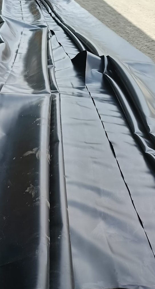 Dam Liner Calculator